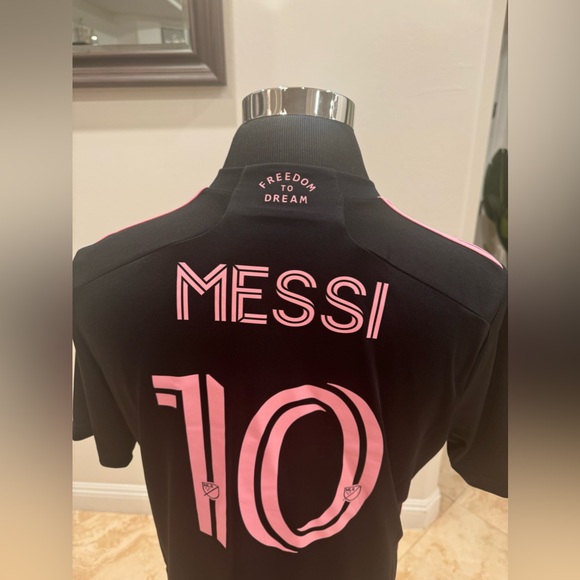 ⚽️ Adidas-Inter Miami 23/24 Messi Authentic Away Jersey⚽️ - Picture 5 of 10